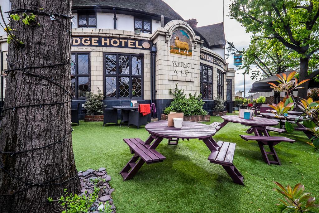 Bridge Hotel Greenford  Exteriér fotografie